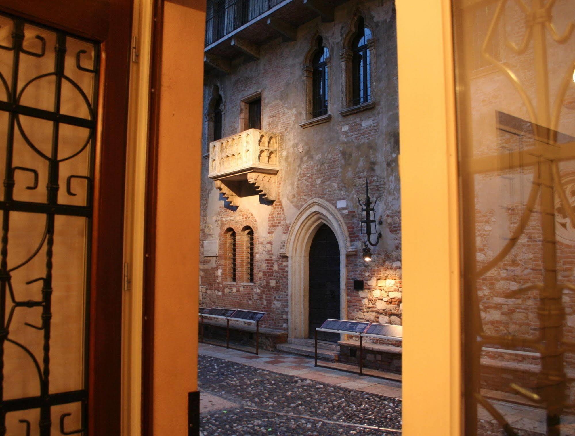 La Corte Di Giulietta Βερόνα Εξωτερικό φωτογραφία